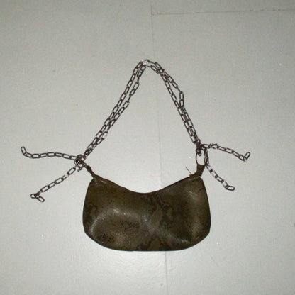 OLIVE CHAIN BAG